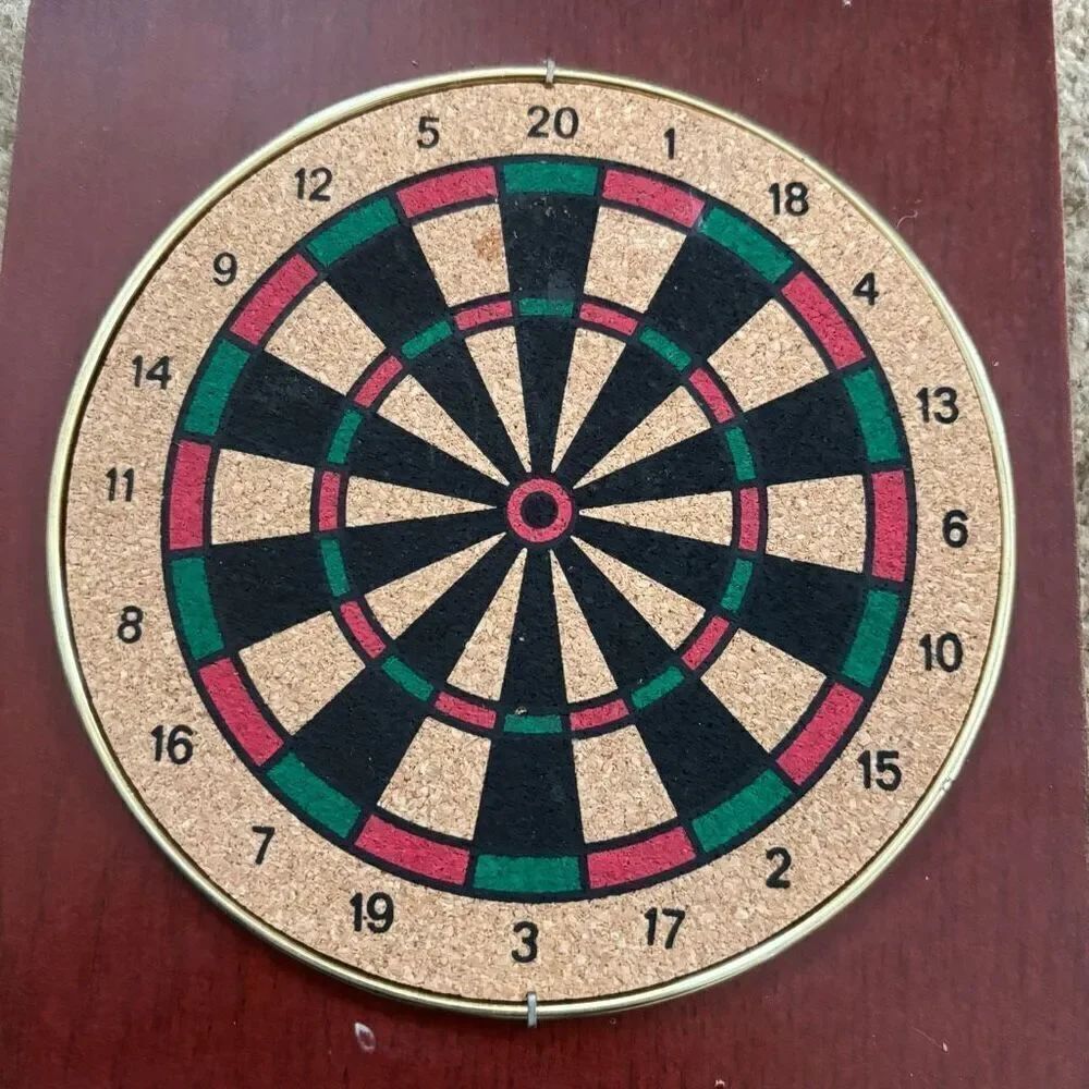 Mini Dart Board - Picture 2 of 4